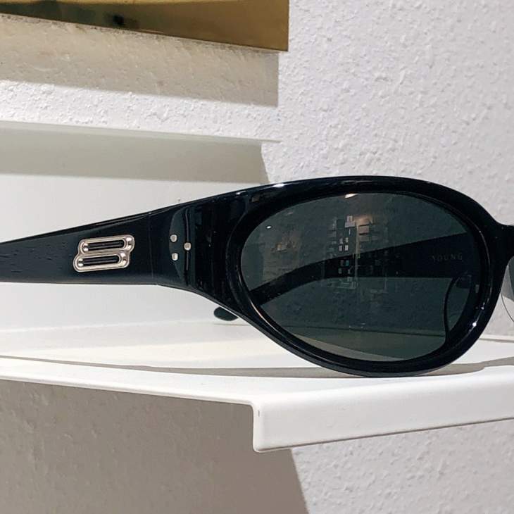 Picture of Gentle Monster Sunglasses _SKUfw65330631fw